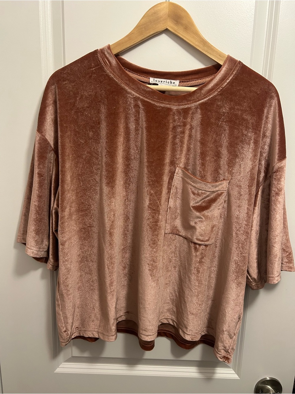 Love Riche crushed Velvet Pocket Tee in Rose Pink